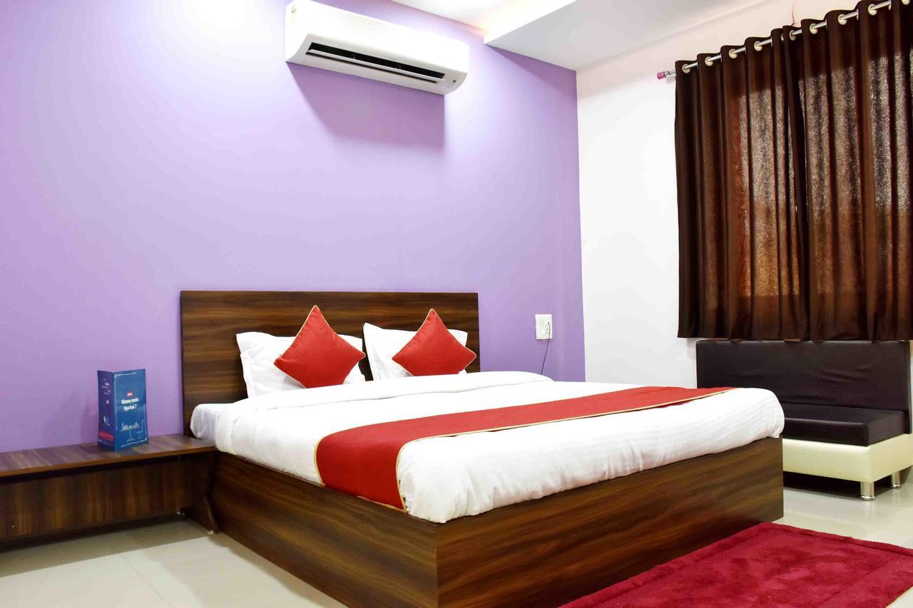 Hotel Hori Palace Ujjain Bagian luar foto